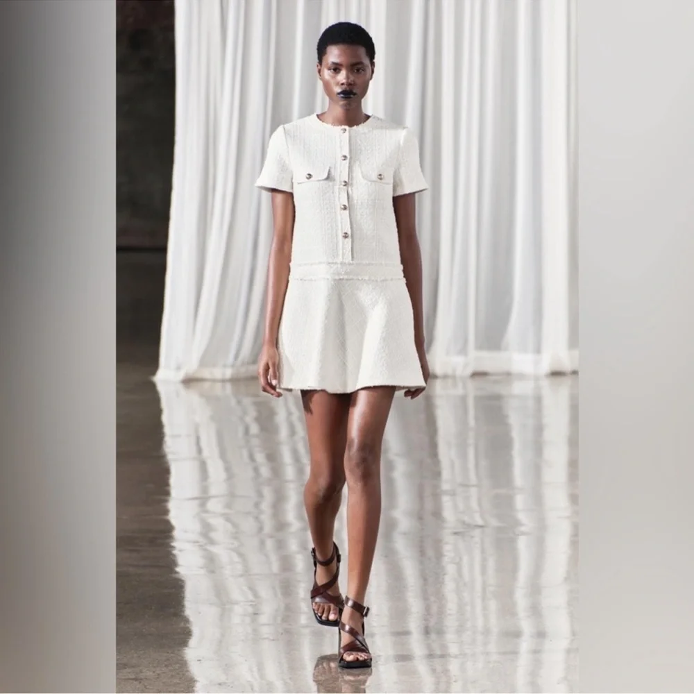 *BRAND NEW* Zara Cream/White Tweed Dress with Gold Buttons XS - Picture 12 of 14